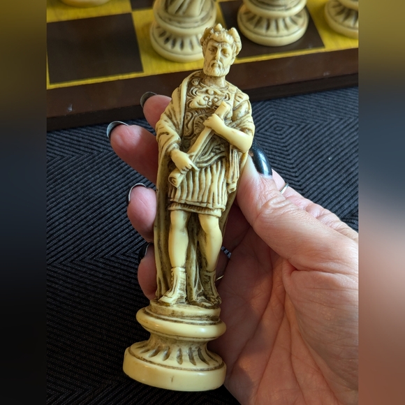 Carved Bone Chess Set From Italy - Picture 5 of 10